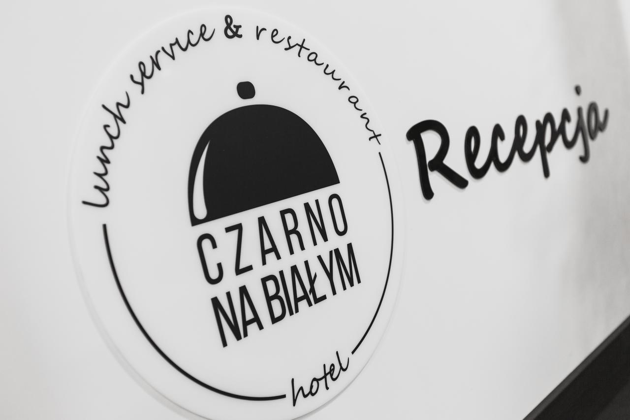 Czarno Na Bialym Hotel Krakow Exterior photo